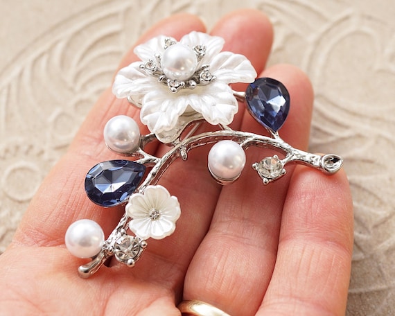 Buy on sale brooch online