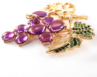 ON VACATION Stunning Purple Grapes Brooch, Branch of Purple
