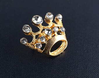 Broche Ancienne En Laiton Aux Armoiries Royales - Bijou Vintage Chargé D'histoire