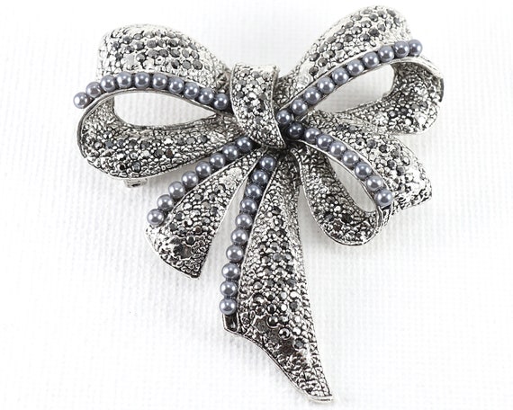 On Sale 925 Silver Small Edwardian Style Pin with Tiny Rhinestones Brooch or Pin Antique Jewelry