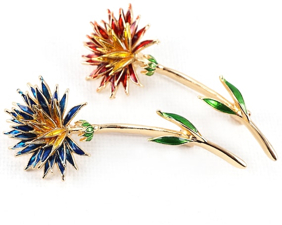 Red or Blue Flower brooch, Antique Gold brooch, Enamel Flower Jewelry, Vintage Wedding Brooch
