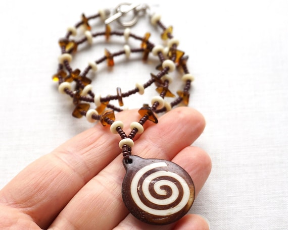 ON VACATION Ethnic Tribal Necklace Wooden Spiral … - image 1