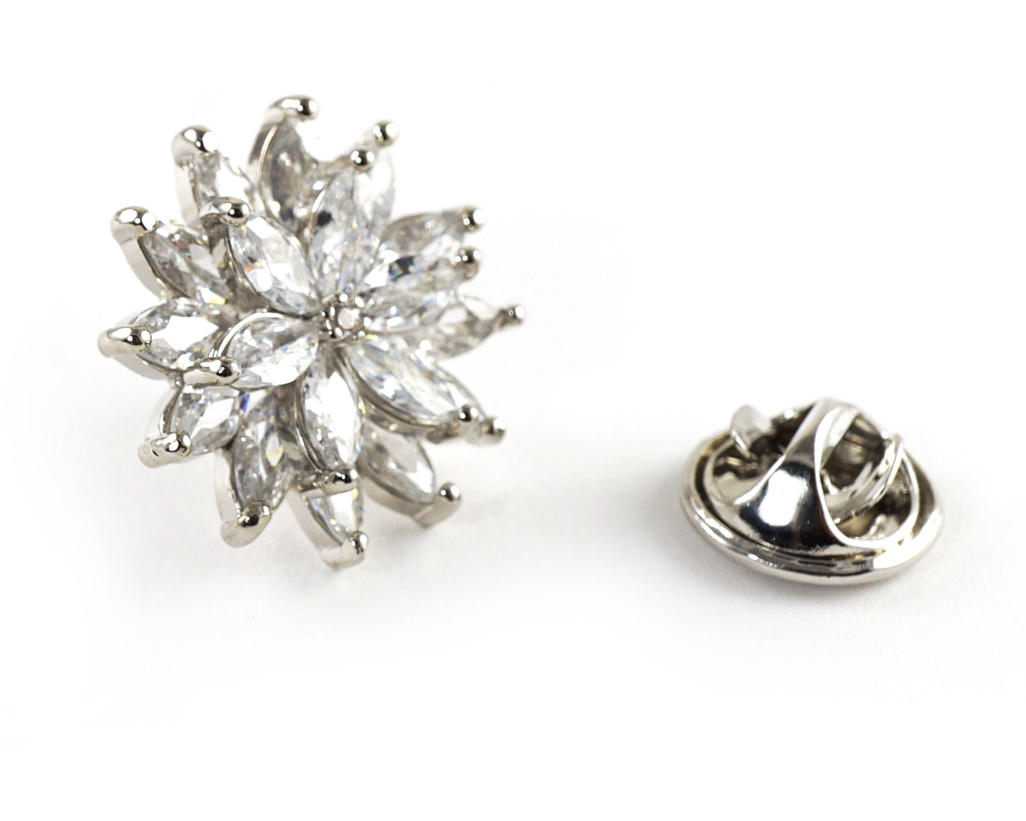 Broche Vintage Ton Or Avec Cristaux Lux, Décoration élégante, Neuve Avec étiquette