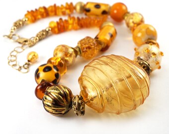 Collier Vintage Boules En Bakélite - Imitation Ambre Jaune/orange - Perles - Occasion