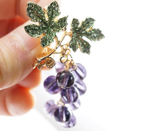 Grape brooch sale