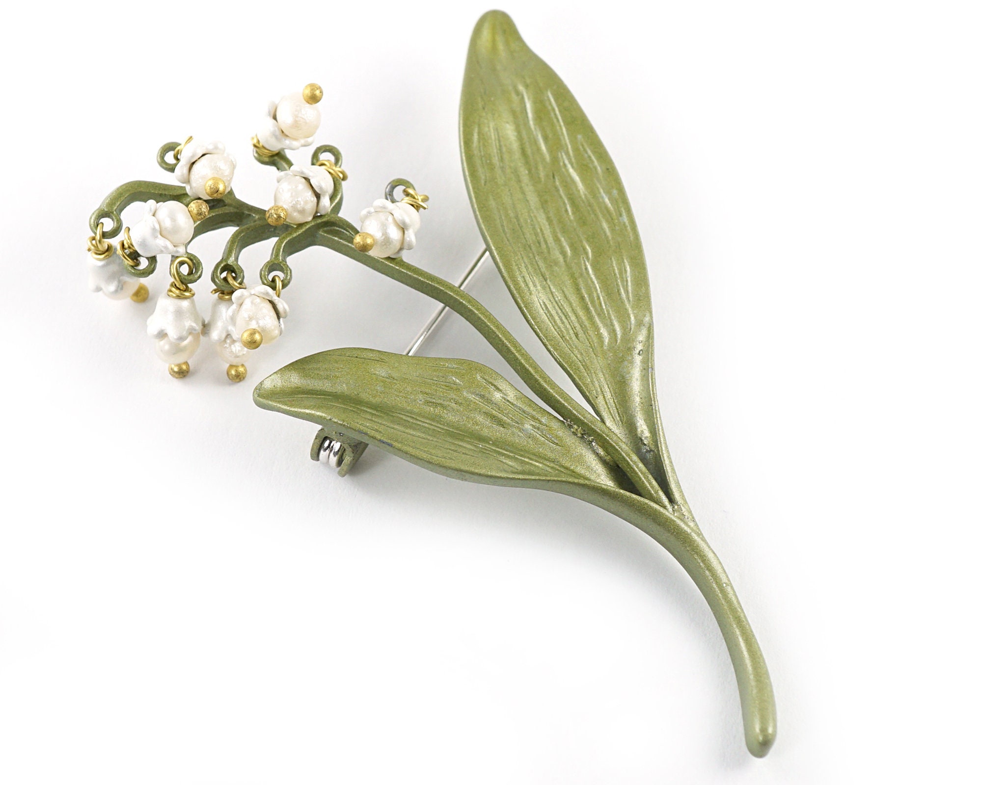 Exquisite Lily of the Valley Flower Brooch, White Dangle