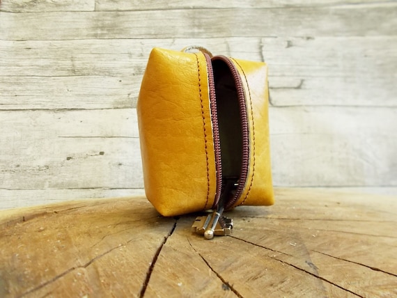 key leather pouch