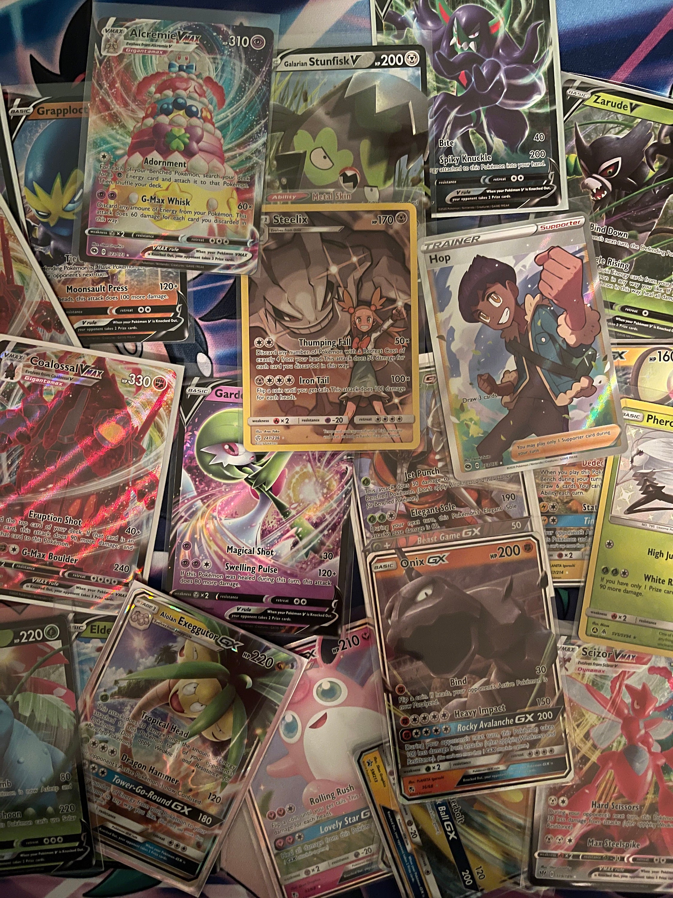 Pokemon Jumbo Kaarten Lot | X6 Willekeurige Kaarten | Inclusief V, Vmax, Vstars, V Union | Formaat 5x7 Inch