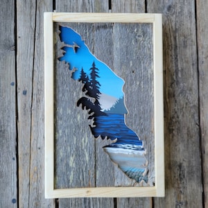 Carte de l'île de Vancouver en détresse westcoastkitsch, bois recyclé, découpe en bois de récupération rustique, côte ouest, océan montagnes tofino