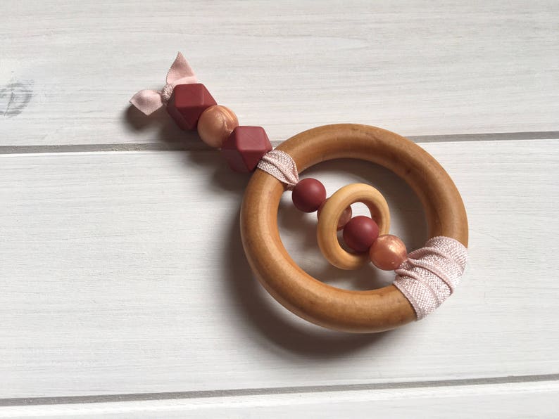 Baby Molar Muncher Teething Ring Rattle Toys Chew Silicone Beads Sensory Teether