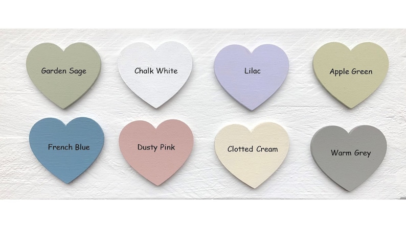 Pode incluir: Oito amostras de tinta em forma de cora&ccedil;&atilde;o em v&aacute;rias cores, incluindo Garden Sage, Chalk White, Lilac, Apple Green, French Blue, Dusty Pink, Clotted Cream e Warm Grey.