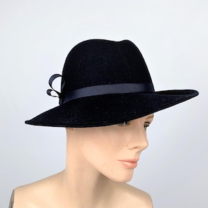 Vintage 1950s/50s Navy Blue Wool Felt Grosgrain Ribbon Fedora