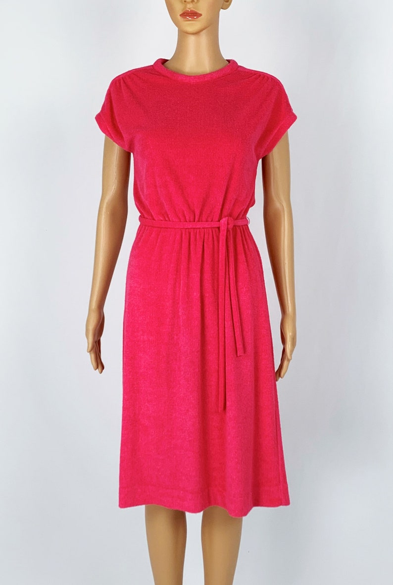 Vintage 1970s70s Bubblegum Pink Cap Sleeve Velour Dress