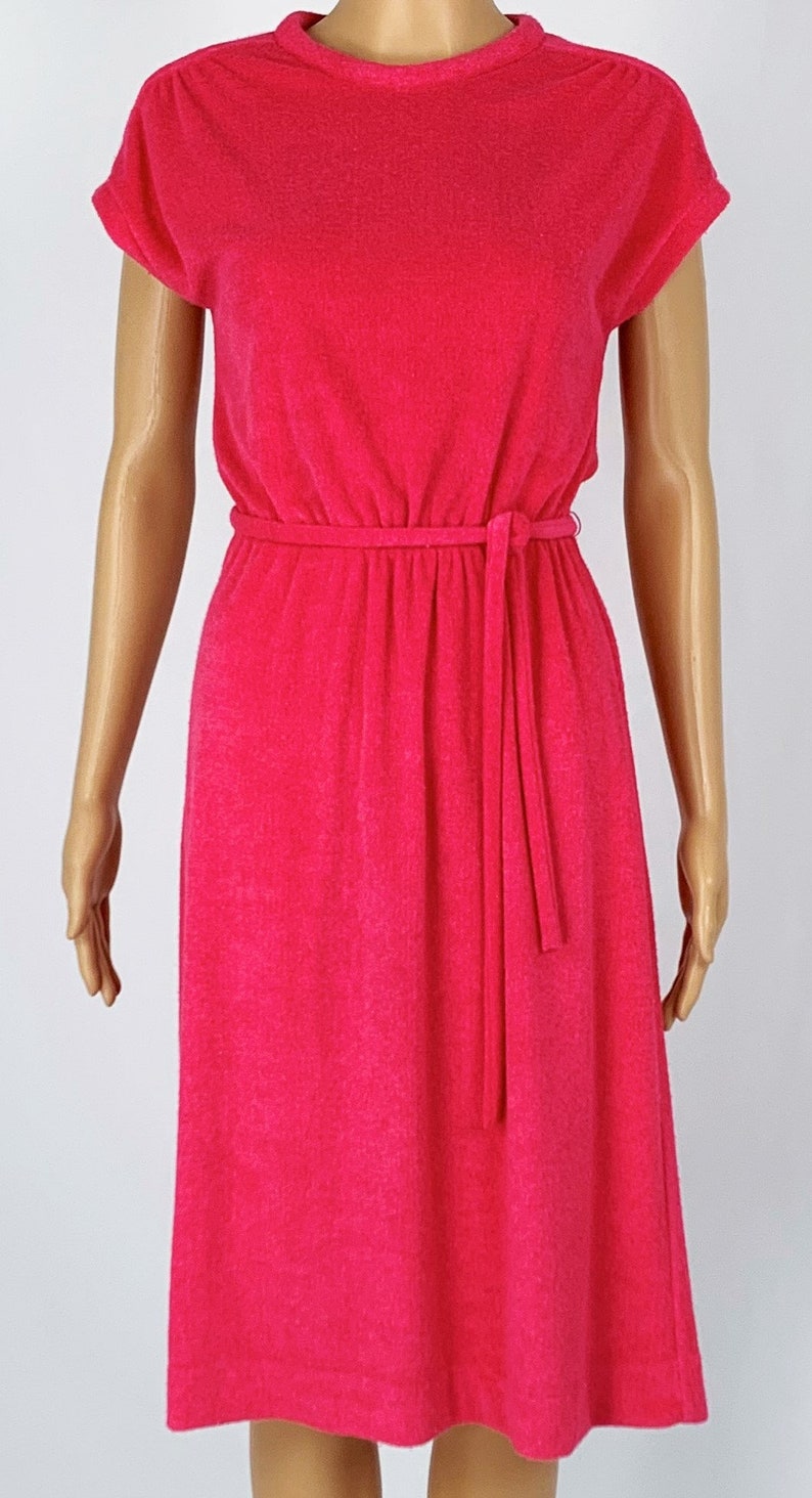 Vintage 1970s70s Bubblegum Pink Cap Sleeve Velour Dress