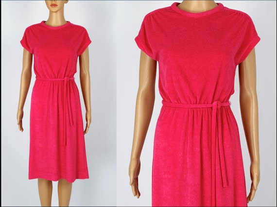 Vintage 1970s70s Bubblegum Pink Cap Sleeve Velour Dress