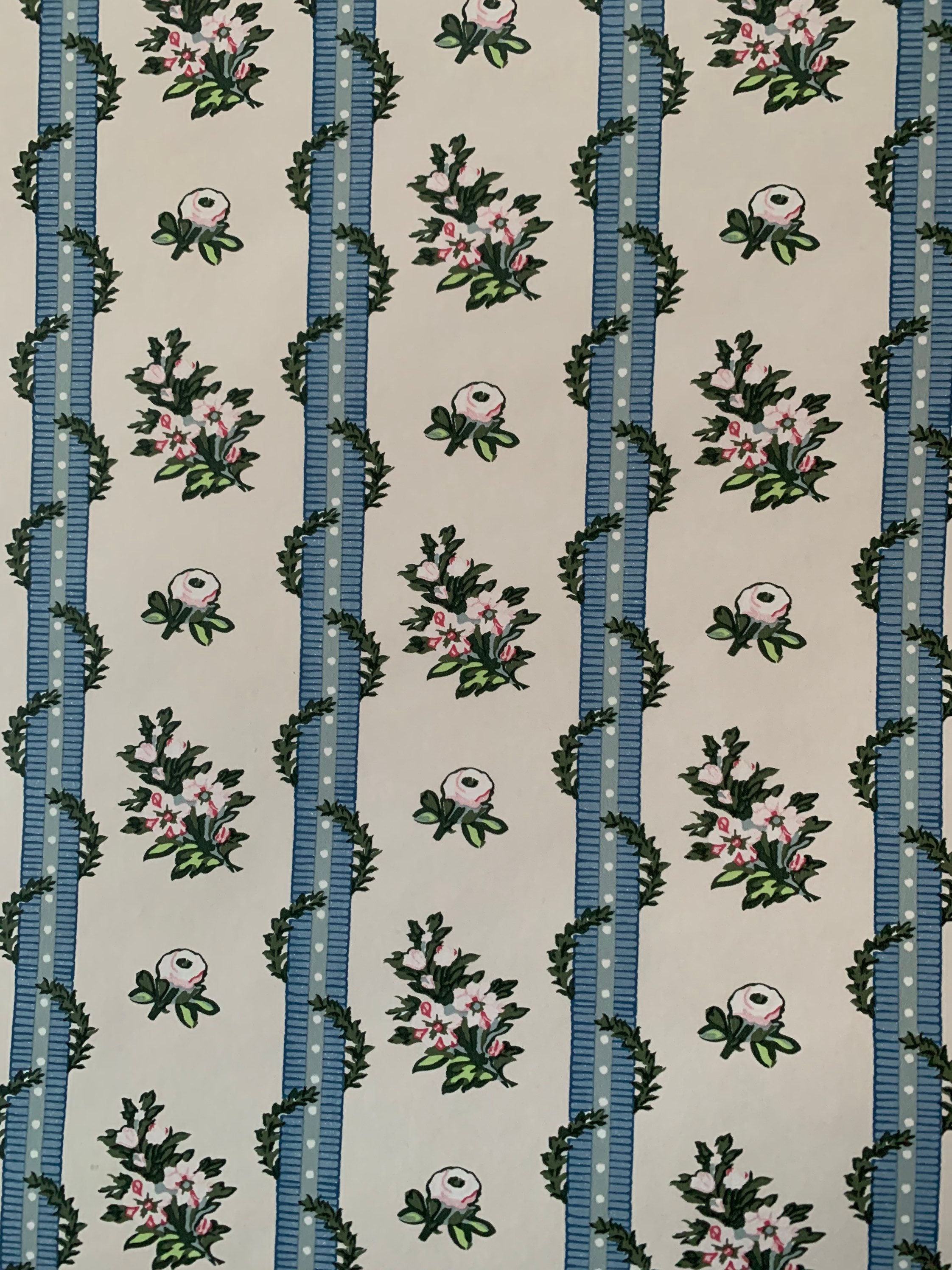 Stunning vintage laura Ashley wallpaper sold by the yard