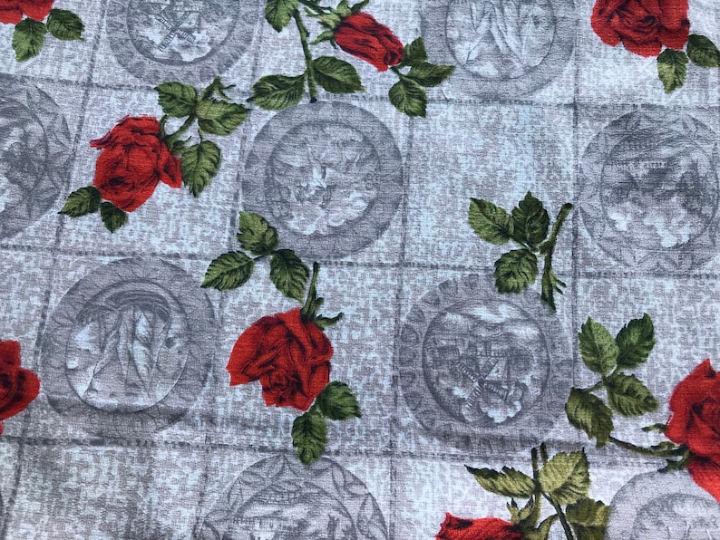stunning piece of 1950s barkcloth vintage fabric