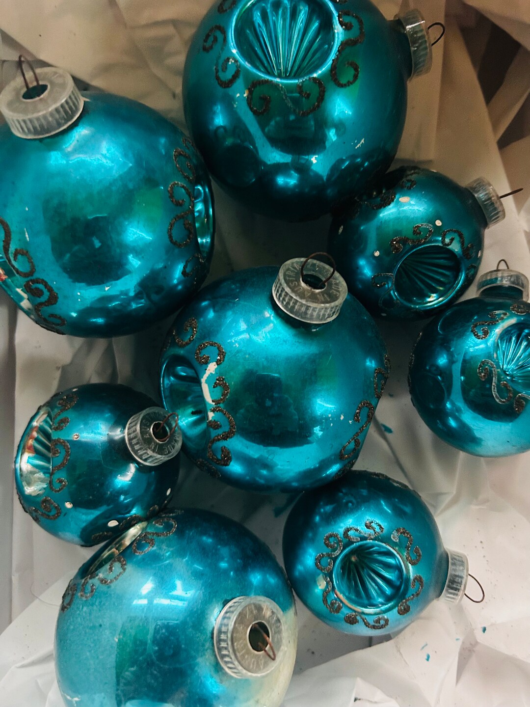 A Mixture of 8 Vintage Mercury Glass Christmas Baubles Etsy