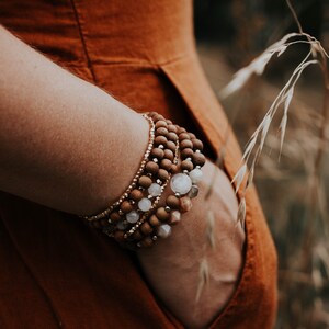 Dainty Silver or Gold Geometric Bracelet with Sandalwood Minimalist Gold Bracelet Dainty Sandalwood Bracelet Gold Stacking Bracelet image 7