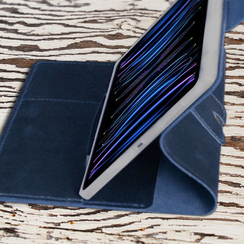 Couverture personnalisée iPad Pro 12.9 2022 en cuir, couverture iPad Pro 11, étui iPad Air 10.9, étui iPad mini 6, porte-stylo à fente pour carte en cuir en détresse image 6