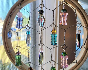 Sparkly mini chicken wire suncatcher