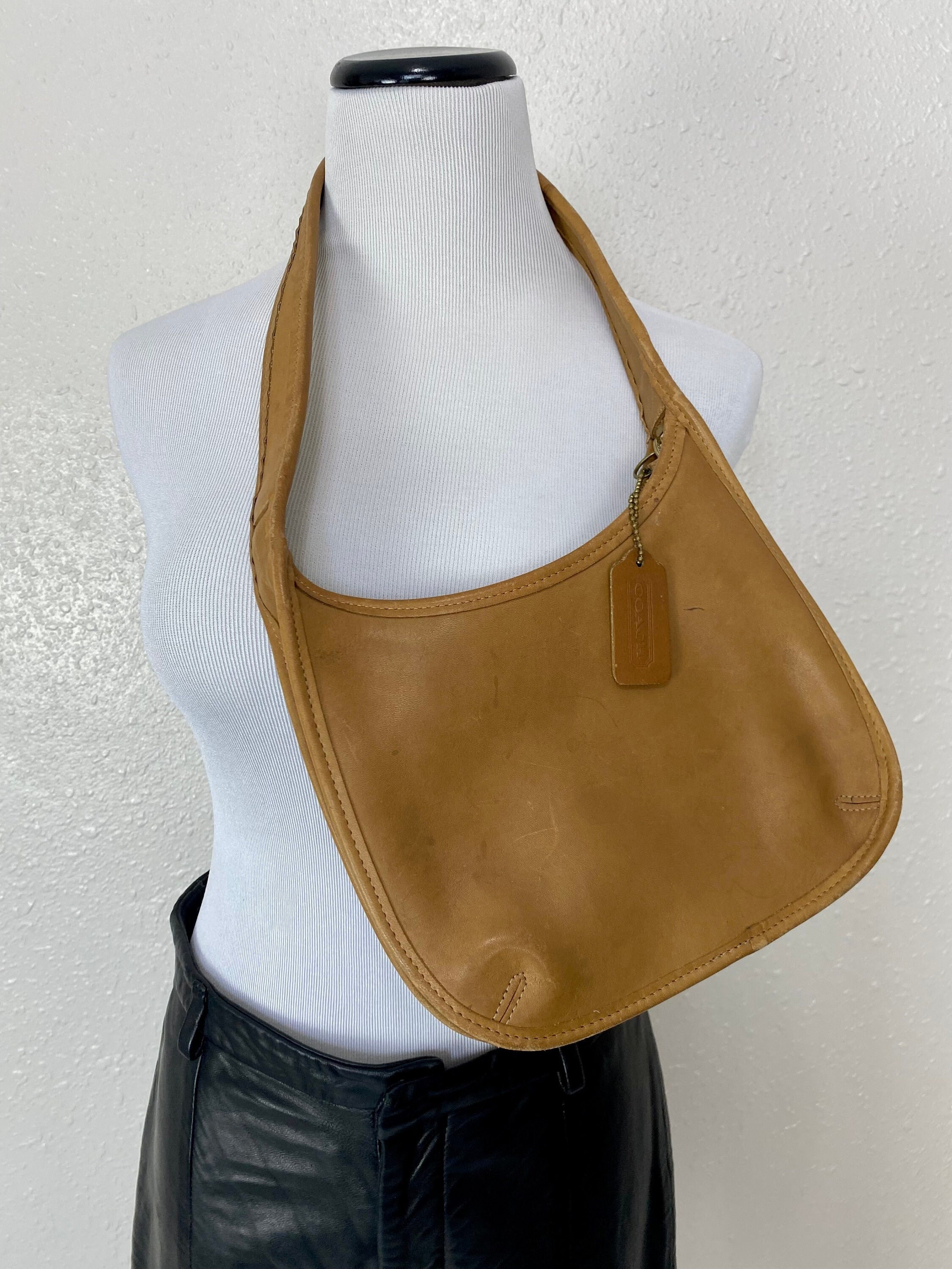 Hopping on the Coach train with this vintage Ergo ✨ : r/handbags