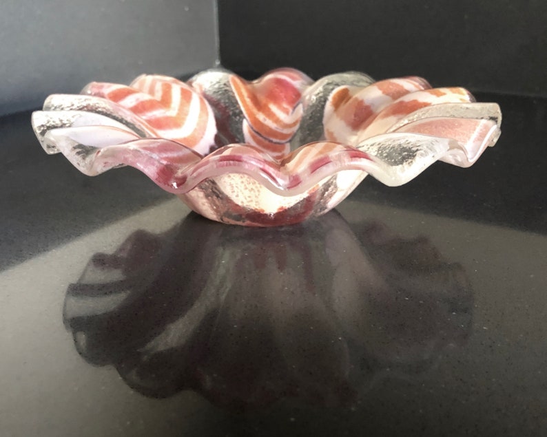 Sydenstricker Signed Fused Glass Berry Bowl in Pink Seashells Etsy