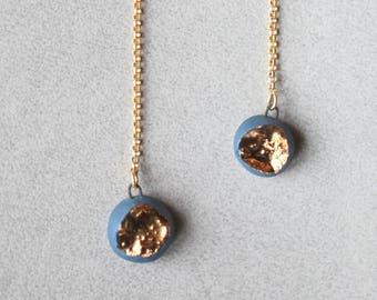 Göta älv. Earrings in Limoges porcelain and gold.