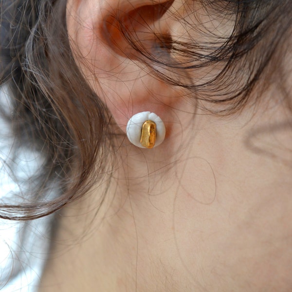 Shannon. Earrings in Limoges porcelain and gold. Ceramic jewelry.