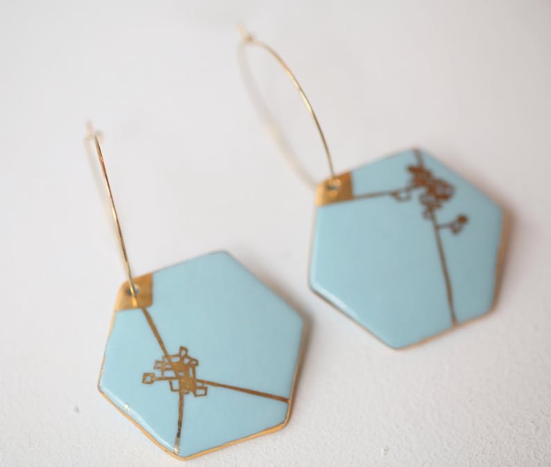 Dyle blue. Geometric earrings in blue and gold porcelain image 2