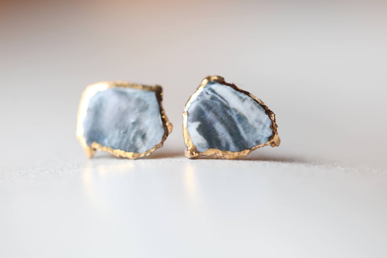 Marbled Seine. Earrings in Limoges porcelain and gold. Ceramic jewelry. image 3