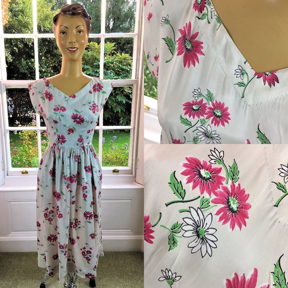ORIGINAL 1940's RAYON Floral Print Dress