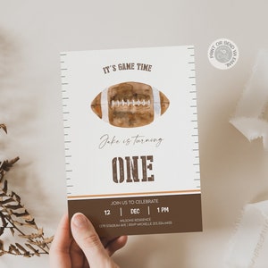 Invitation d'anniversaire de football modifiable | Invitation à une fête pour le jour du match | C'est l'heure du jeu Evite imprimable | Modèle numérique d'anniversaire de sport