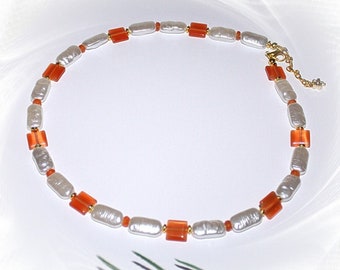 Kette, Collier, orange weiß, Perlmutt, Cat-Eye und Karneol,