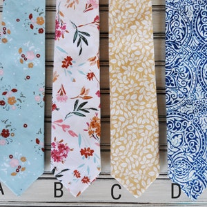 Dusty Blue Skinny Tie, Light Floral, Tan Tie, Regular Necktie or Bow tie and Suspender for Wedding, Groomsman, Prom, Ring Bearer. All Size