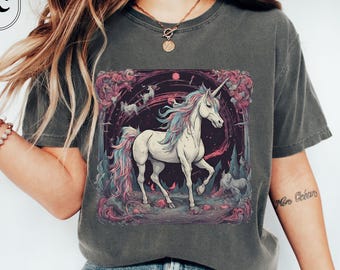 Koszulka damska z jednorożcem, Fairycore, Koszulka Last Unicorn dla dorosłych, Koszulka z mityczną bestią, Koszulka Celestial, Koszulka gotycka fantasy, Koszulka Whimsigoth