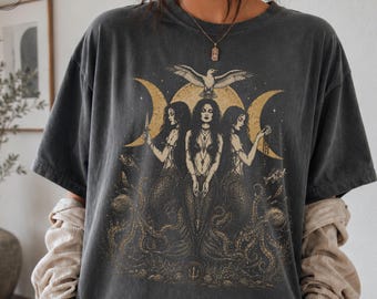 Goth Sea Witch, Dark Mermaid Shirt, Vintage Gothic Moon Tee, Dark Fantasy Shirt