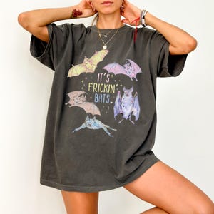 Pink Halloween Shirt, Pastel Bats Tshirt, Comfort Colors, Spooky Girly Tee, Whimsigoth Tshirt, Creepy Cute T-shirt, Pastel Goth, Pink Fall Shirt, Spooky Season, Halloween Doodles