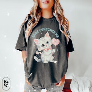 Weird Cat Shirt, Dark Humor Tee, Trendy Comfort Colors, Wierdcore Tshirt, Feminist T-shirt, Riot Grrrl Tee, Pastel Goth Shirt, Cat Meme Shirt, Coquette Cat Shirt,Funny Mental Health Tee, Unhinged Shirt