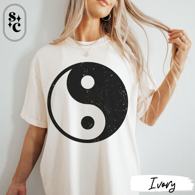 Yin Yang, VSCO Shirt, Beachy Shirt, Taoism Shirt, Comfort Colors, Oversized Summer Tee, Retro Meditation Tshirt, Vintage Mystical T-shirt, ALT Clothes