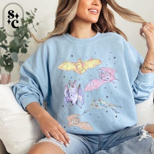 Pastel Halloween Bat Sweatshirt, Whimsigoth Sweater, Spooky Girly, Creepy Cute Crewneck, Goblincore, Pastel Goth Clothes, Pink Halloween, Plus Size Halloween Sweatshirt, Womens Trendy Halloween Sweatshirt