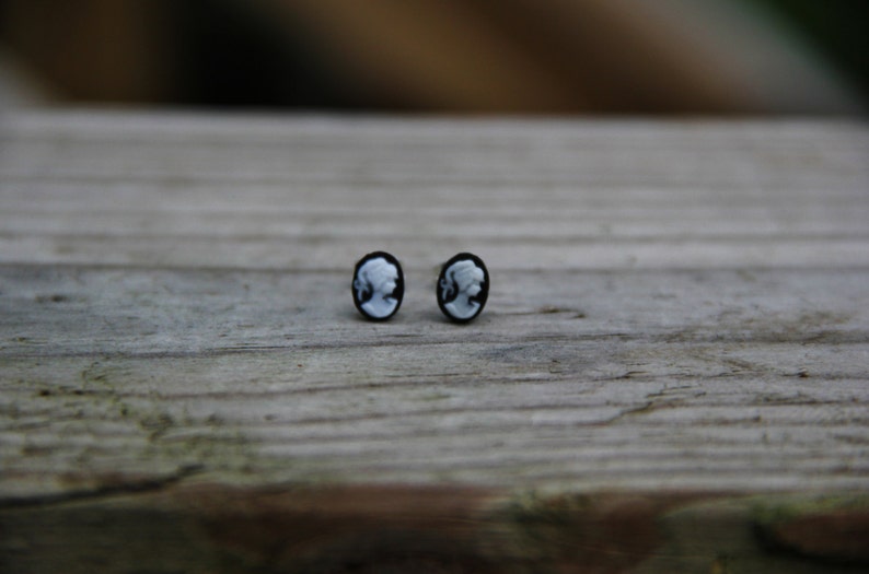 Mini Cameo Portrait Stud Earrings!