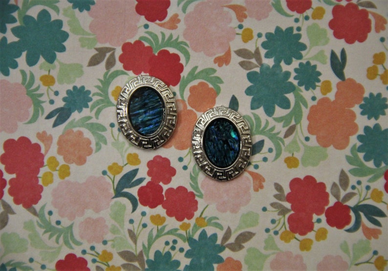 Blue and Green Oval Stone with Light Gray Stud Earrings!