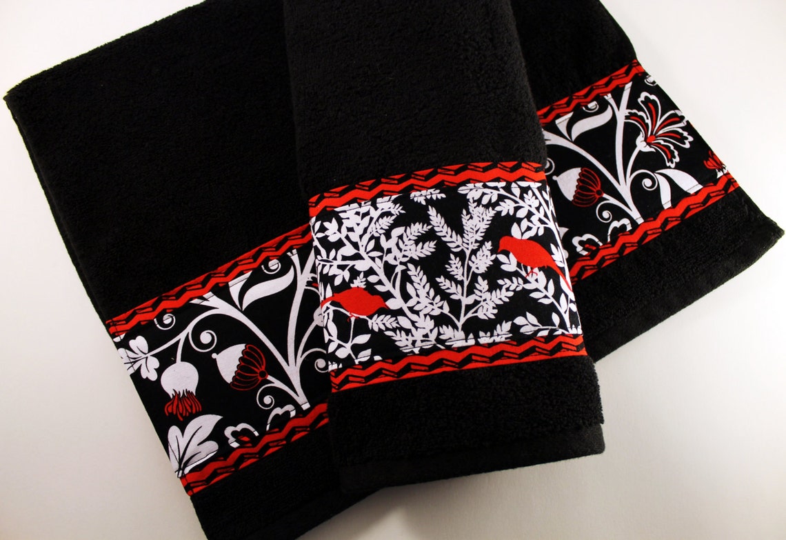 Red and Black Bath Towels Bathroom towels bath towel hand Etsy