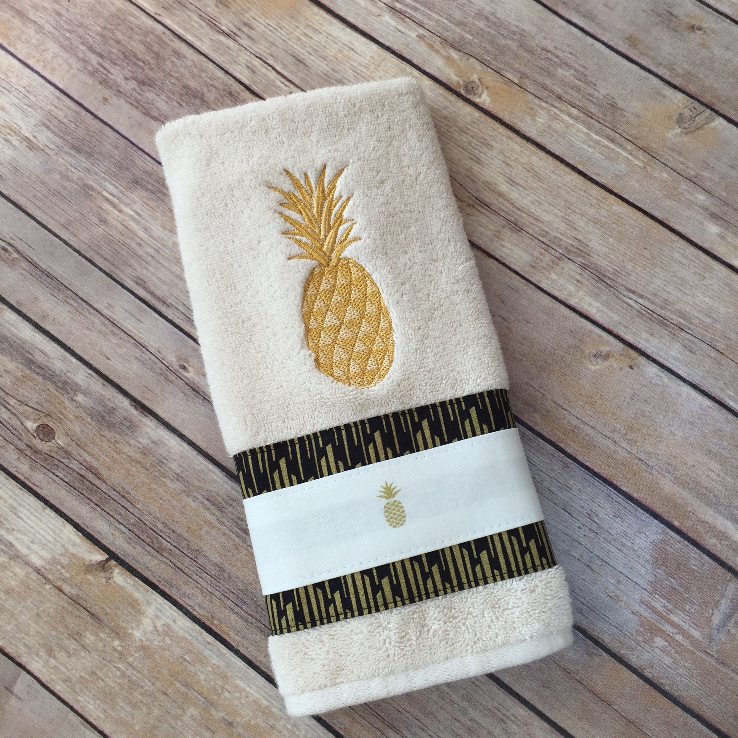 Pineapple Towels gold Pineapple hand towels bath towels Etsy