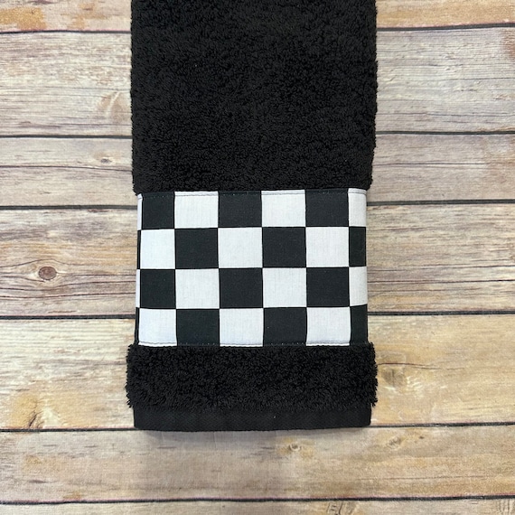 Black and white checkered bath towels hotsell
