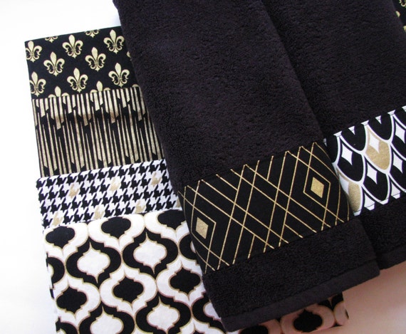 black and gold towels set