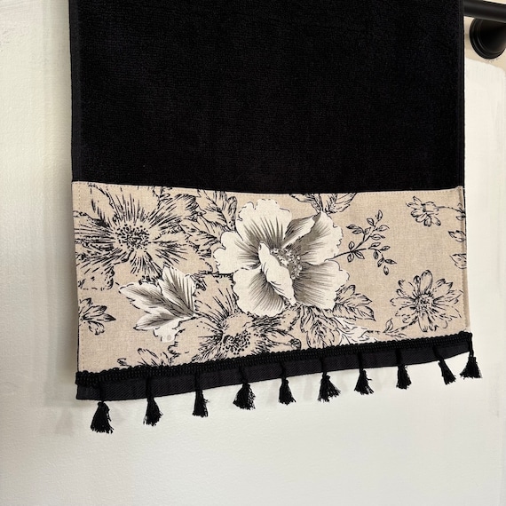 Tan and black bath towels sale
