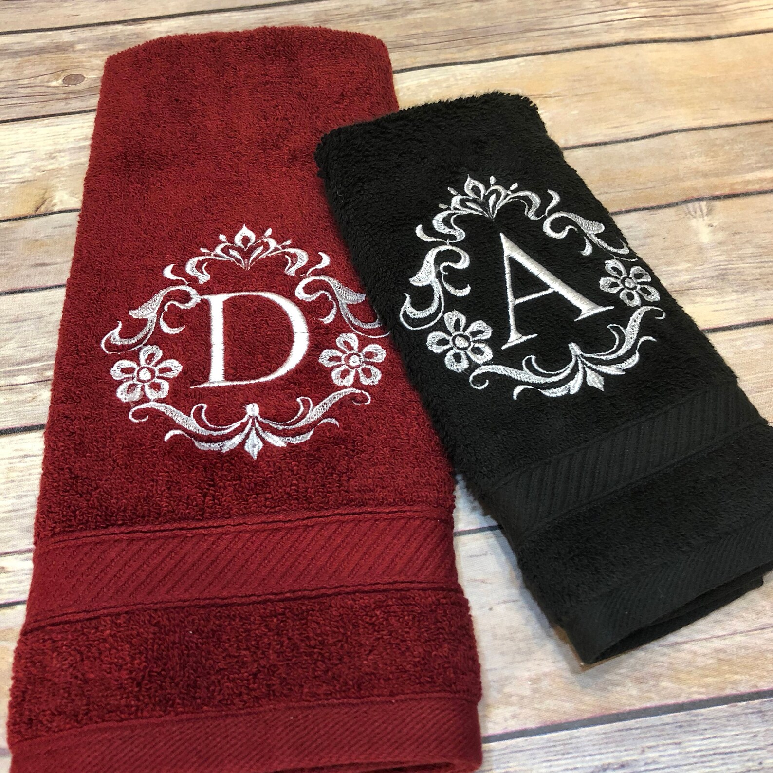 Monogrammed Bath Towels 4 Sizes to Pick From 10 Colors Made Etsy