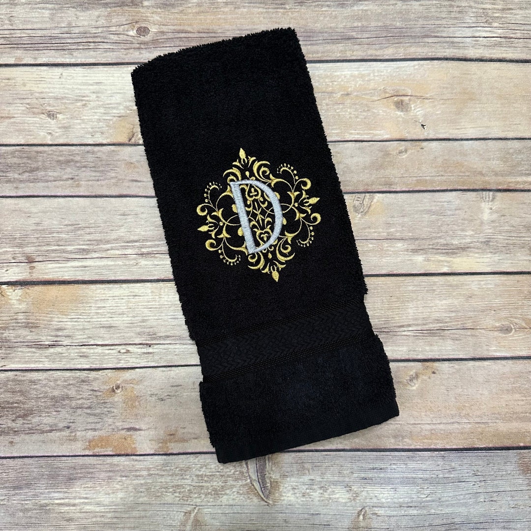 embroidered-black-hand-or-bath-towel-gold-damask-monogrammed-bathroom